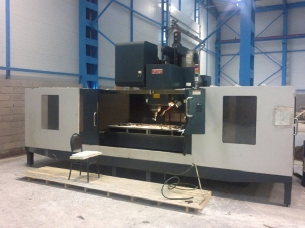 CNC VERTICAL MACHNING CENTER - KAFO <br>X: 2.150 mm, Y: 1.000 mm, Z: 600 mm